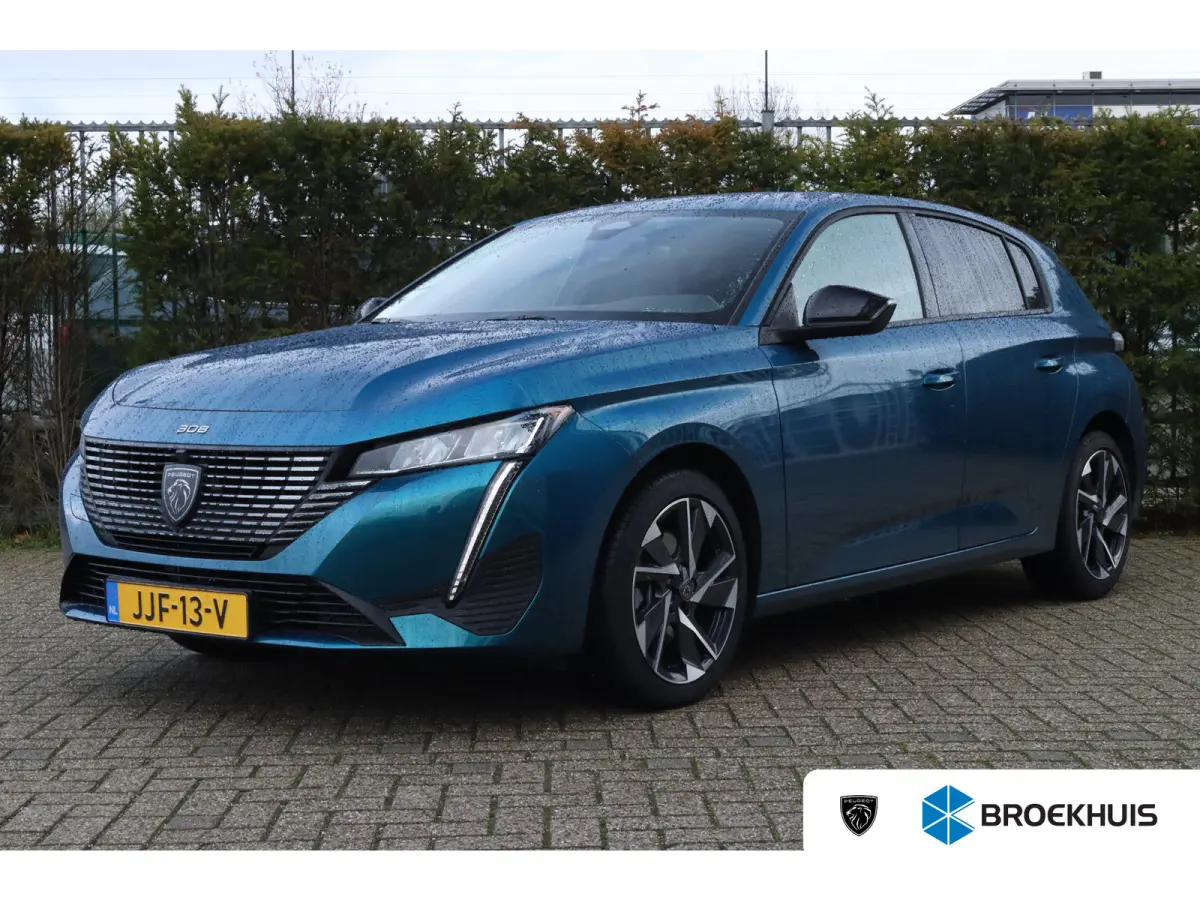 1.2 Hybrid 145 e-DCS6 Allure | Adaptieve Cruise | AGR | Stuur+Stoelverwarming | Camera | Keyless | Navi | Carplay