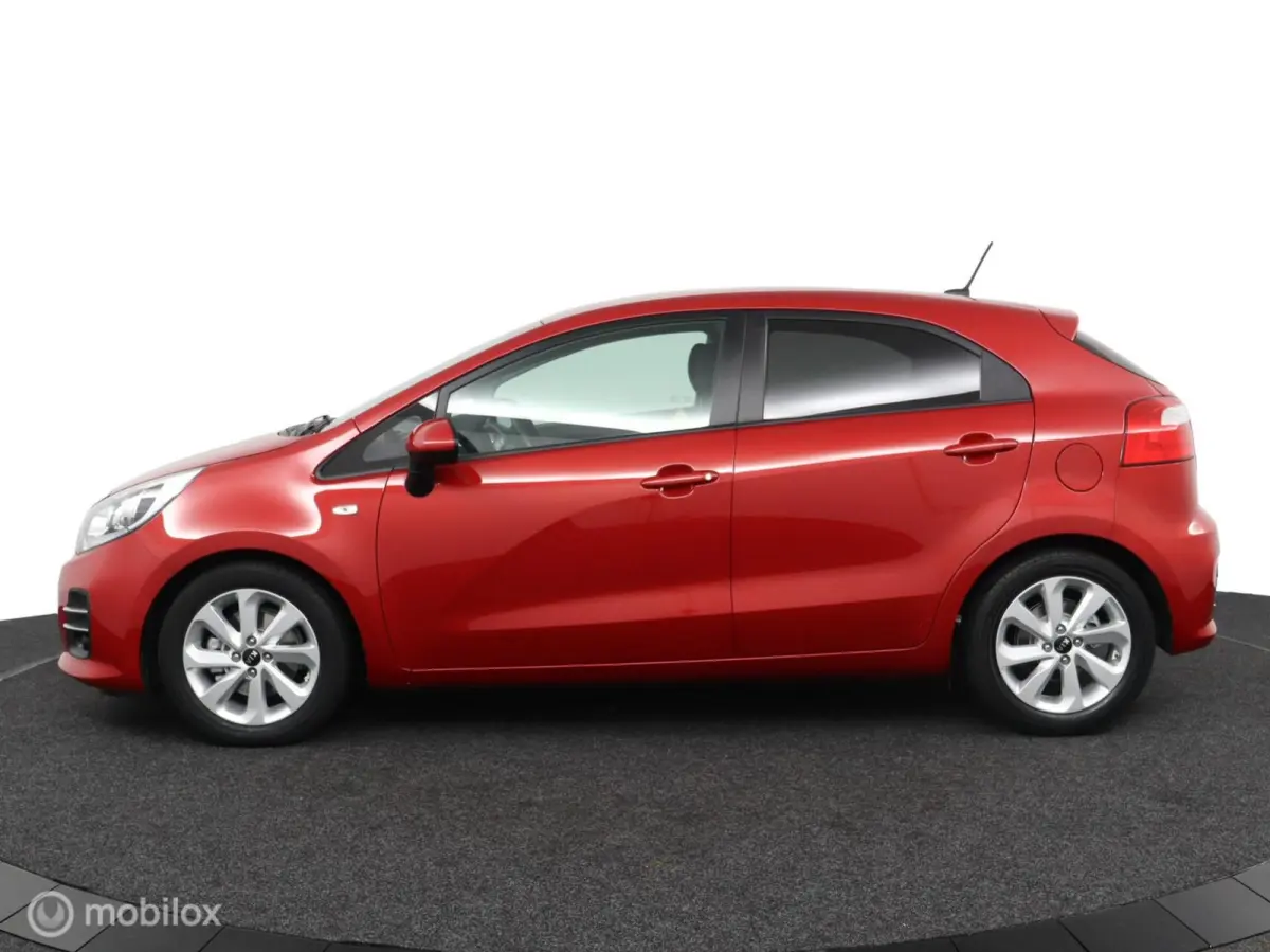 1.4 CVVT Dynamic Line 109Pk Automaat | Airco | Cruise | Camera | Parkeersensoren V+A | Navi | Bluetooth | LMV | Slechts 22dkm NAP | NL Auto | DEALER-STAAT