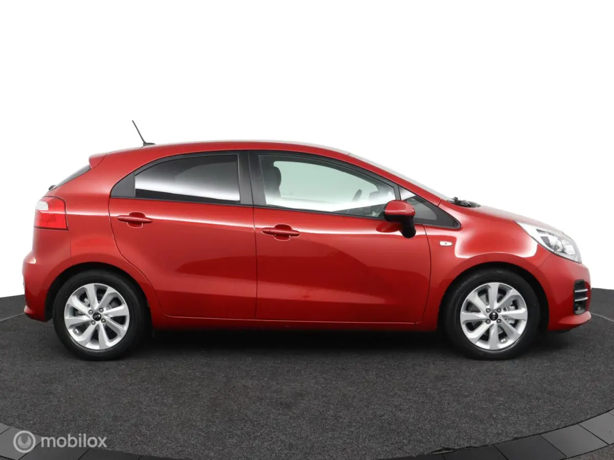 1.4 CVVT Dynamic Line 109Pk Automaat | Airco | Cruise | Camera | Parkeersensoren V+A | Navi | Bluetooth | LMV | Slechts 22dkm NAP | NL Auto | DEALER-STAAT