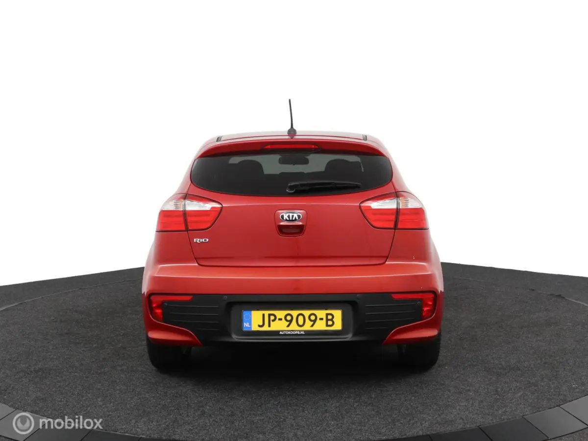1.4 CVVT Dynamic Line 109Pk Automaat | Airco | Cruise | Camera | Parkeersensoren V+A | Navi | Bluetooth | LMV | Slechts 22dkm NAP | NL Auto | DEALER-STAAT