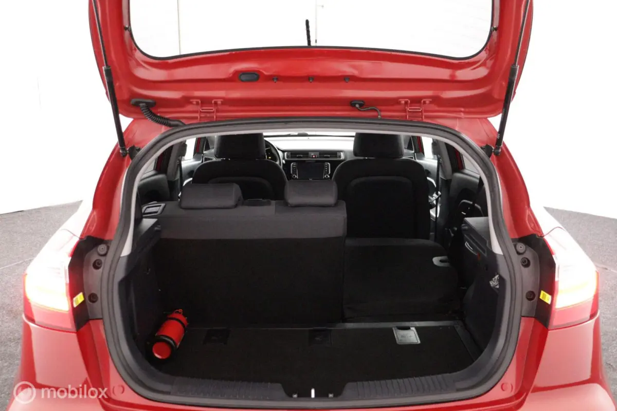 1.4 CVVT Dynamic Line 109Pk Automaat | Airco | Cruise | Camera | Parkeersensoren V+A | Navi | Bluetooth | LMV | Slechts 22dkm NAP | NL Auto | DEALER-STAAT