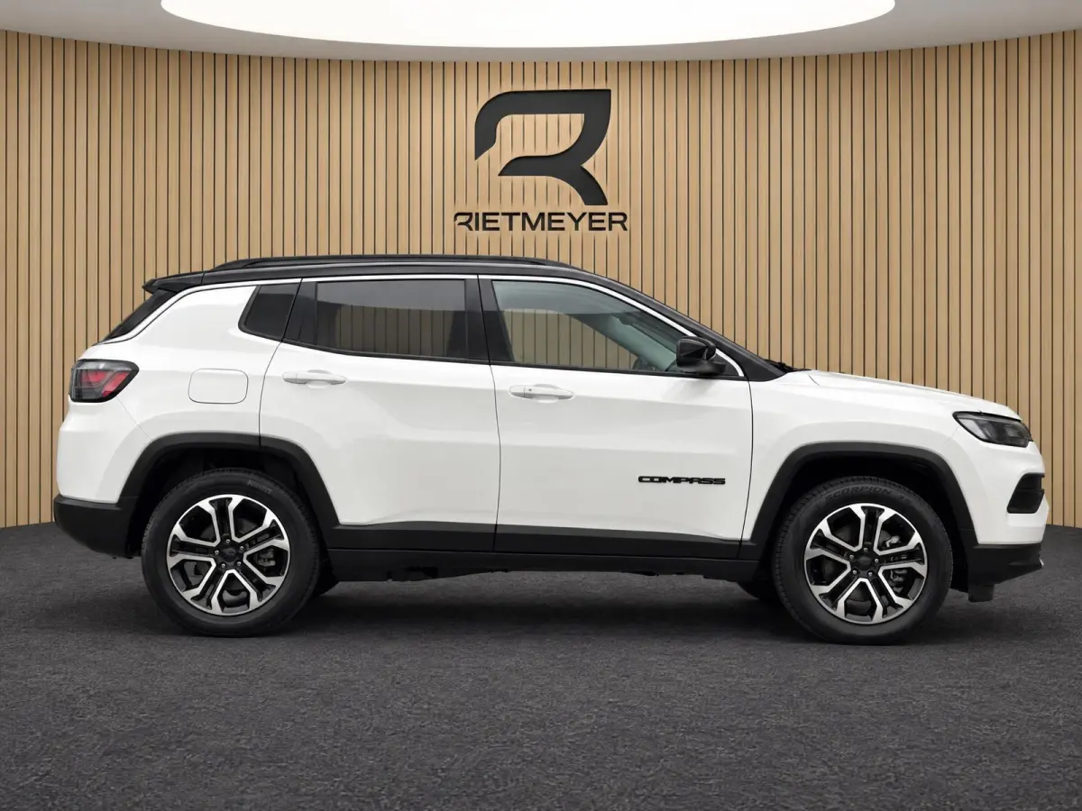 4xe 240 Plug-in Hybrid New Upland |Keyless |Camera |Stoel/Stuurverw. |ACC