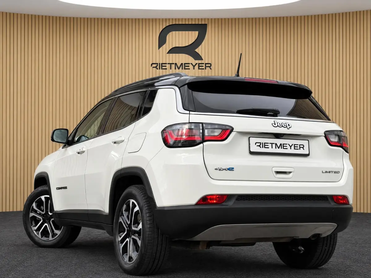4xe 240 Plug-in Hybrid New Upland |Keyless |Camera |Stoel/Stuurverw. |ACC
