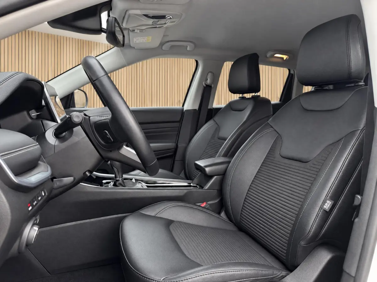 4xe 240 Plug-in Hybrid New Upland |Keyless |Camera |Stoel/Stuurverw. |ACC