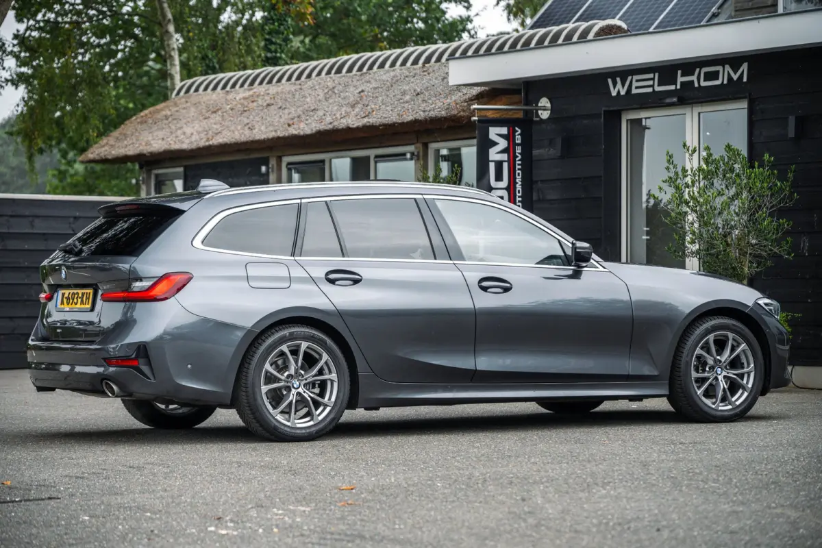 318i High Executive Edition I NAP I pano I 1e Eigenaar I Zeer netjes I BTW