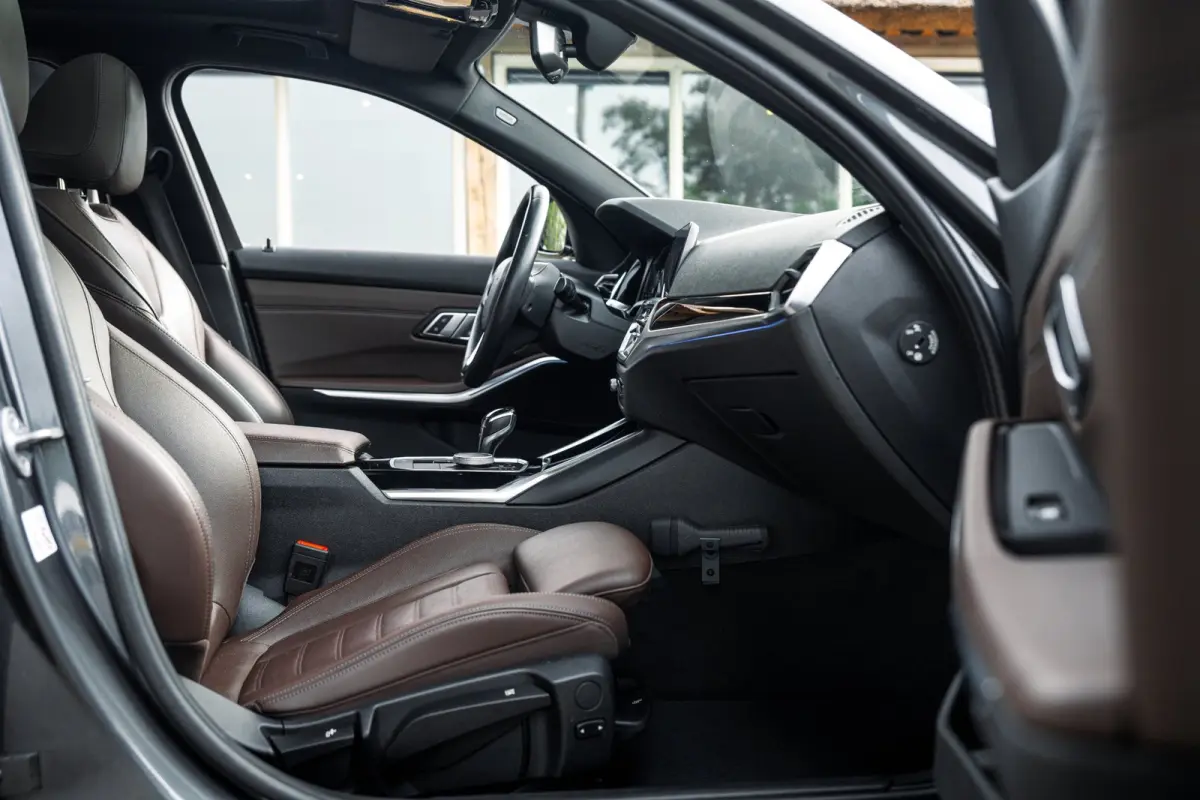 318i High Executive Edition I NAP I pano I 1e Eigenaar I Zeer netjes I BTW