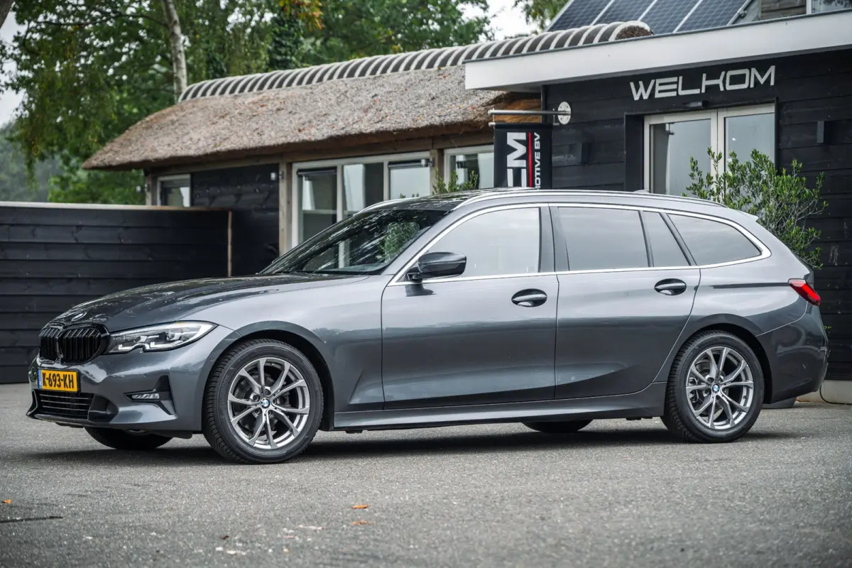 318i High Executive Edition I NAP I pano I 1e Eigenaar I Zeer netjes I BTW