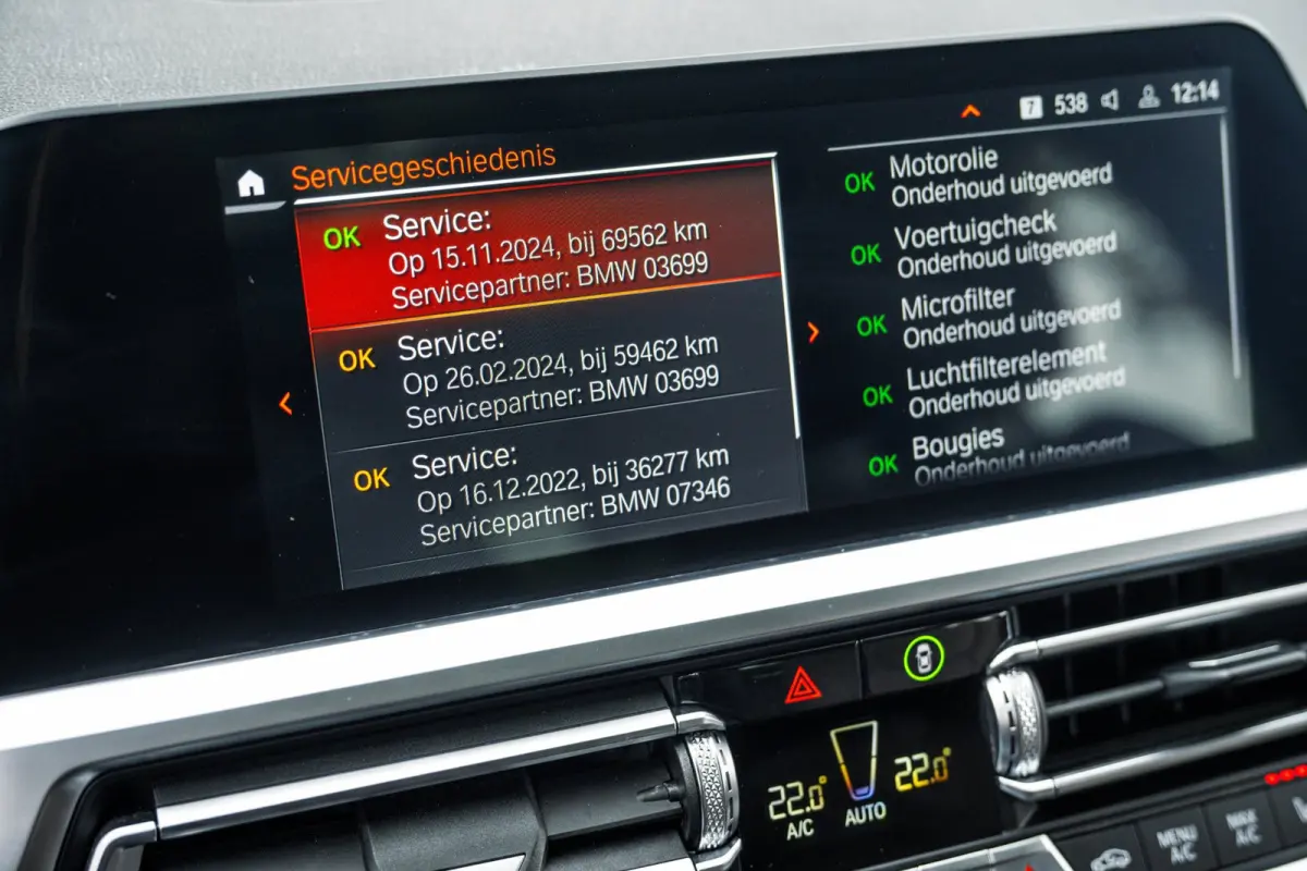 318i High Executive Edition I NAP I pano I 1e Eigenaar I Zeer netjes I BTW