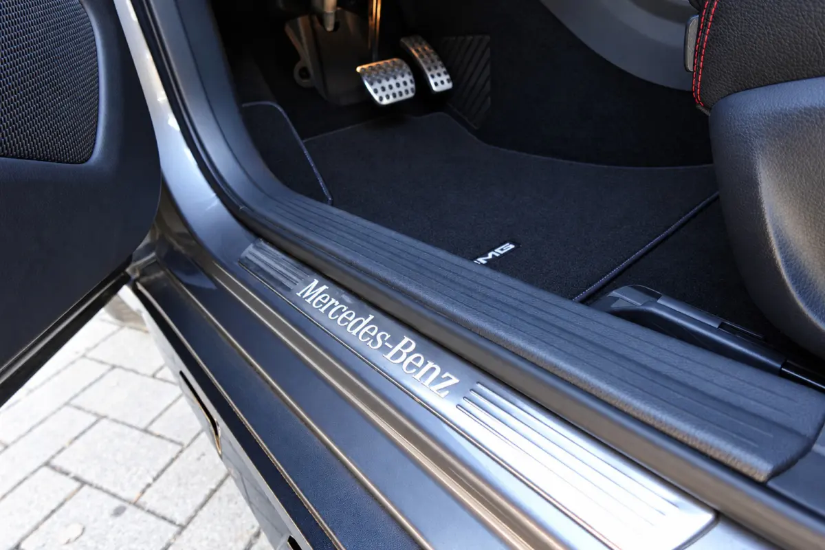 180 CAM AMG SFEER