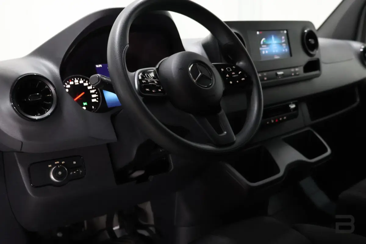 bestel 317 1.9 CDI L2H2 RWD