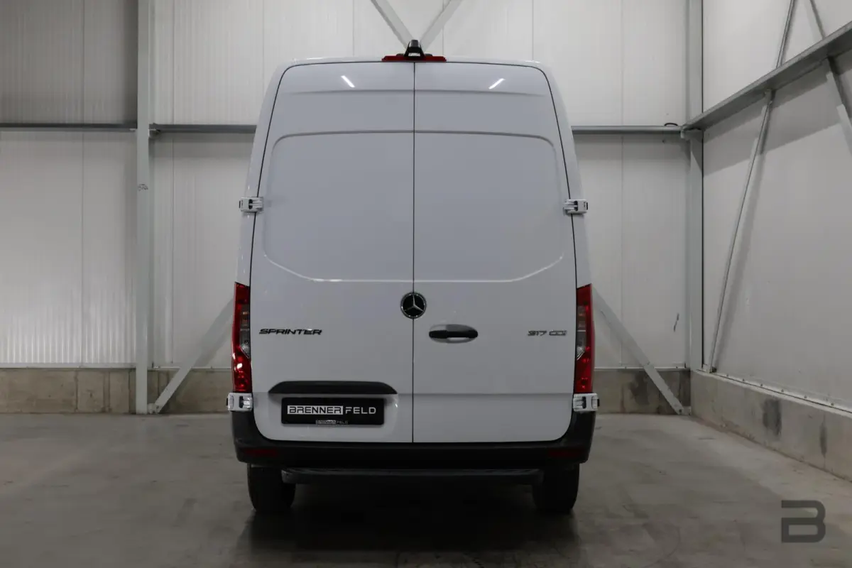 bestel 317 1.9 CDI L2H2 RWD