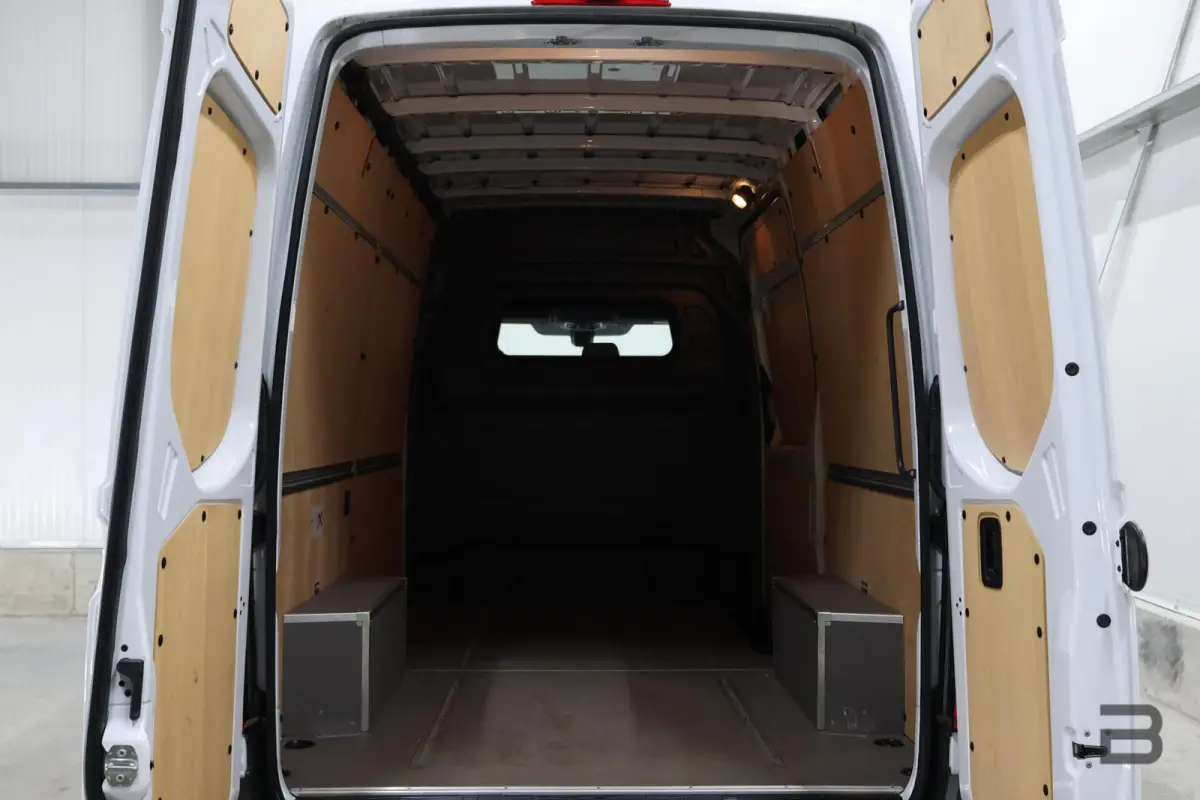 bestel 317 1.9 CDI L2H2 RWD