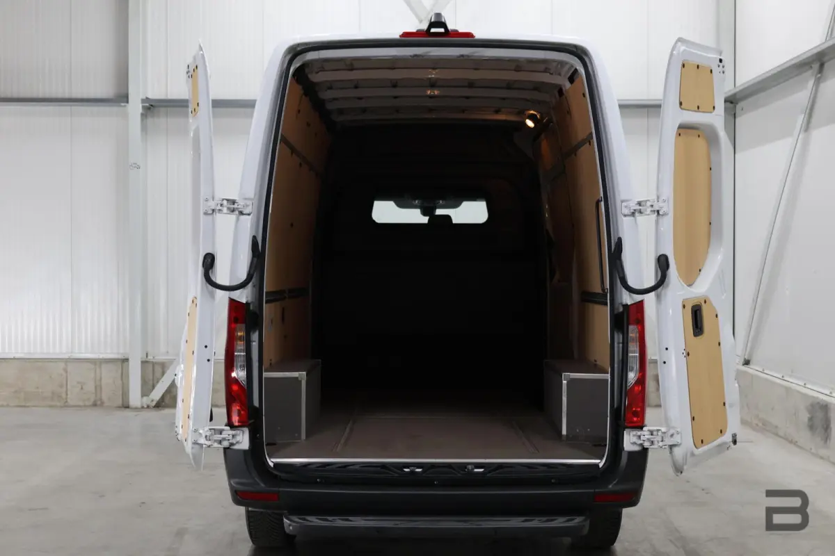 bestel 317 1.9 CDI L2H2 RWD