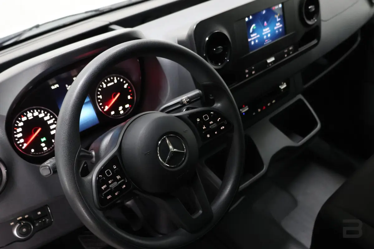 bestel 317 1.9 CDI L2H2 RWD