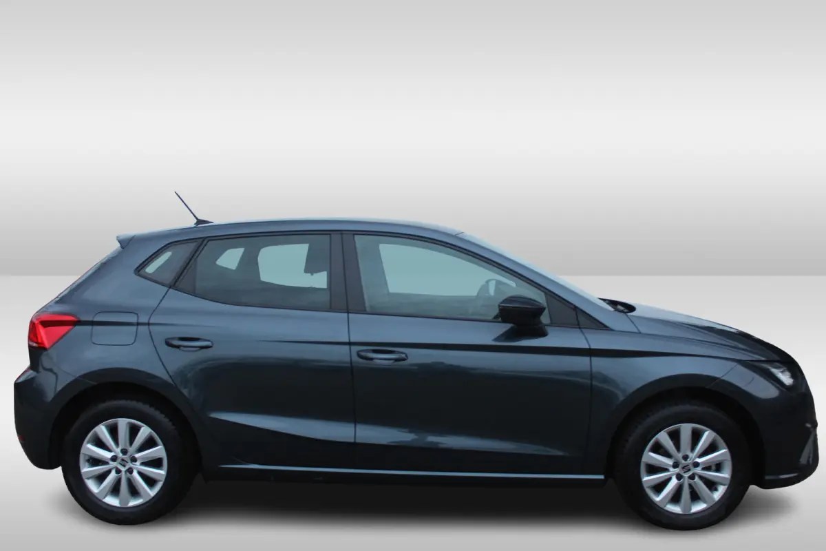 1.0 EcoTSI l Stoelverwarming l Cruise Control l Lane Assist l  PDC l Airco I Clima I Apple CarPlay/ Android Auto