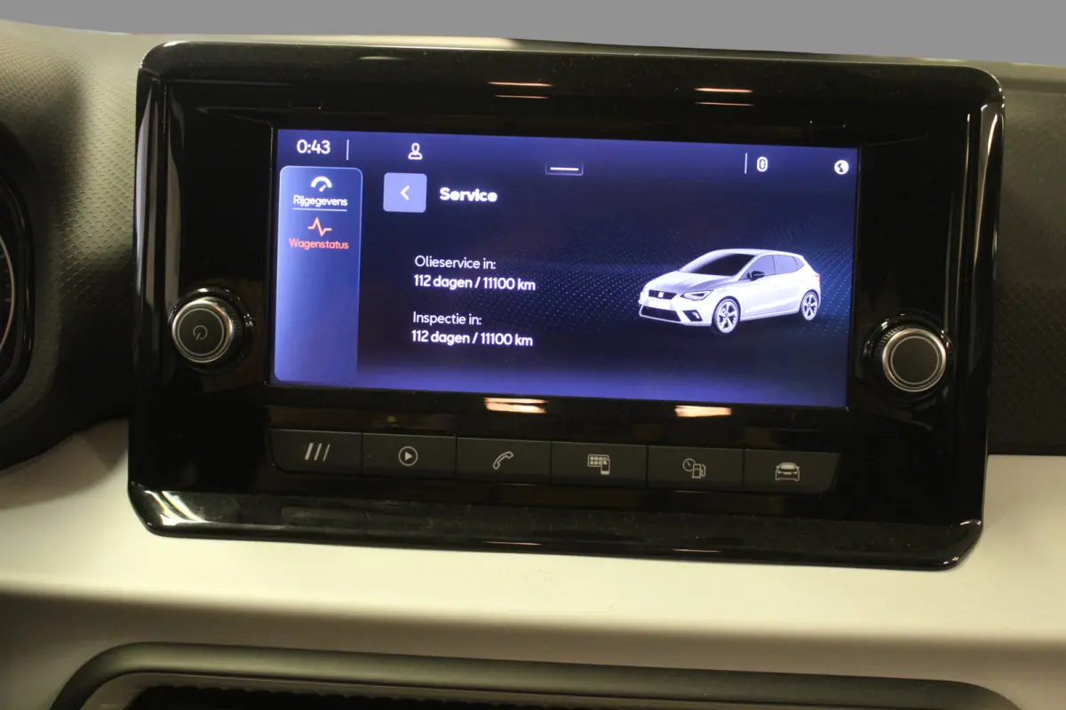 1.0 EcoTSI l Stoelverwarming l Cruise Control l Lane Assist l  PDC l Airco I Clima I Apple CarPlay/ Android Auto