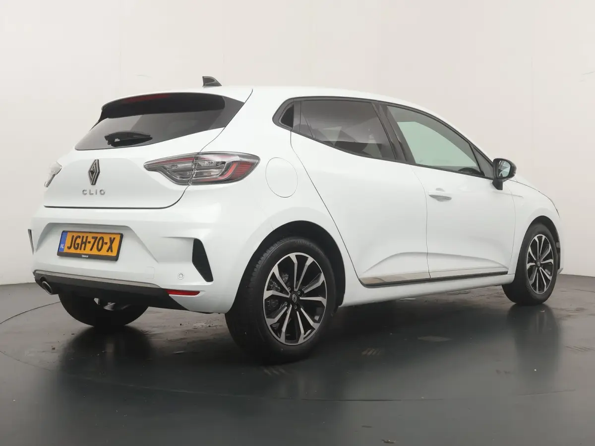 techno TCe 90 | Stoel- & Stuurverw. | Navigatie | Parkeercamera |