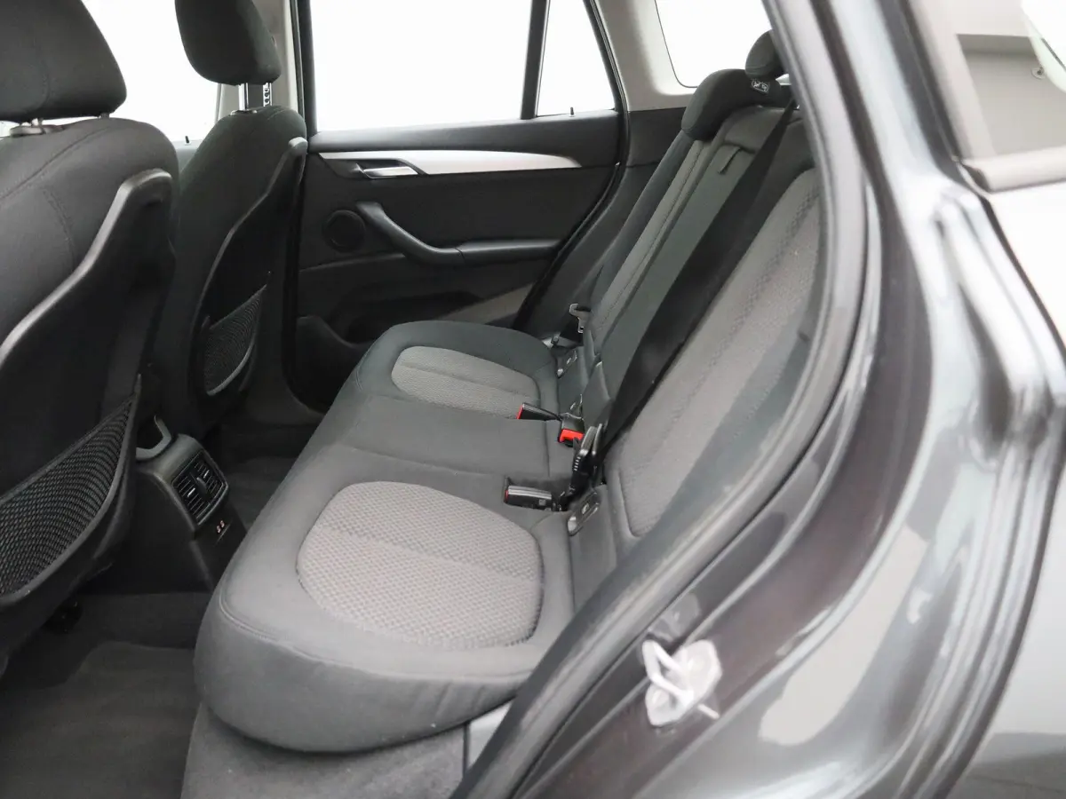 xDrive25e Executive | Automaat | Camera | Navigatie | Climate Control |