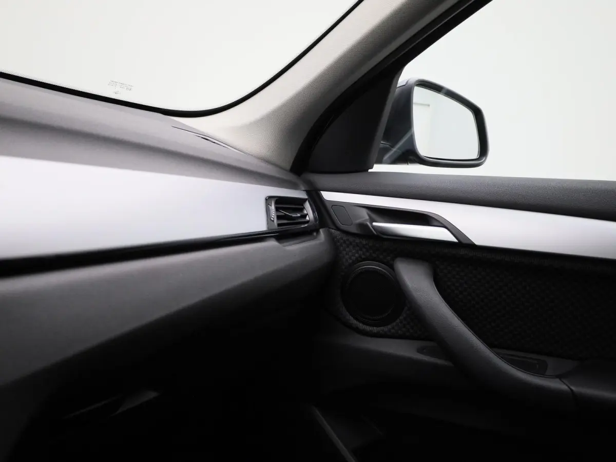 xDrive25e Executive | Automaat | Camera | Navigatie | Climate Control |