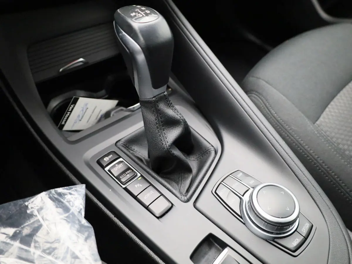 xDrive25e Executive | Automaat | Camera | Navigatie | Climate Control |