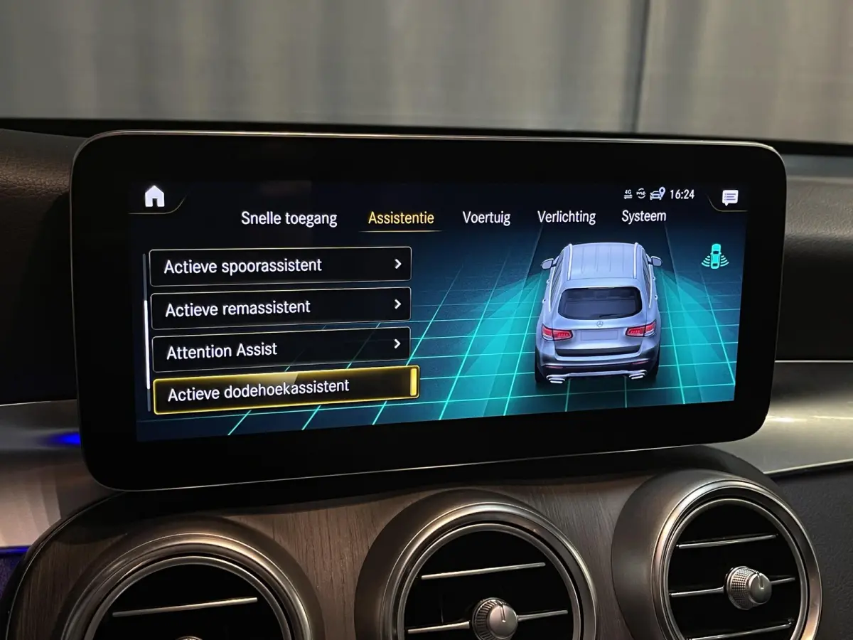 4MATIC AMG Line 19"/SOH 94%/Panoramadak/Dodehoek/Adaptieve cruise/Keyless/Burmester/Matrix LED/Apple Carplay & Android Auto/Stoelverwarming/Elektrische klep