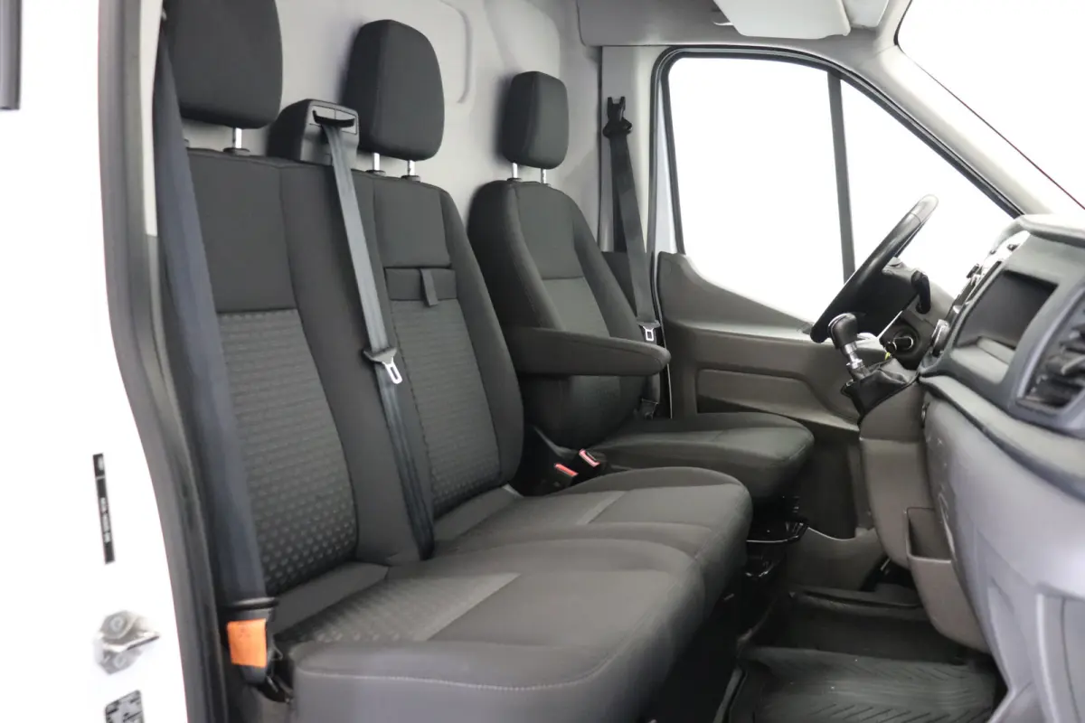 2.0 TDCI L2H2 EURO 6 - Airco - Cruise - PDC - €13.900,- Excl.