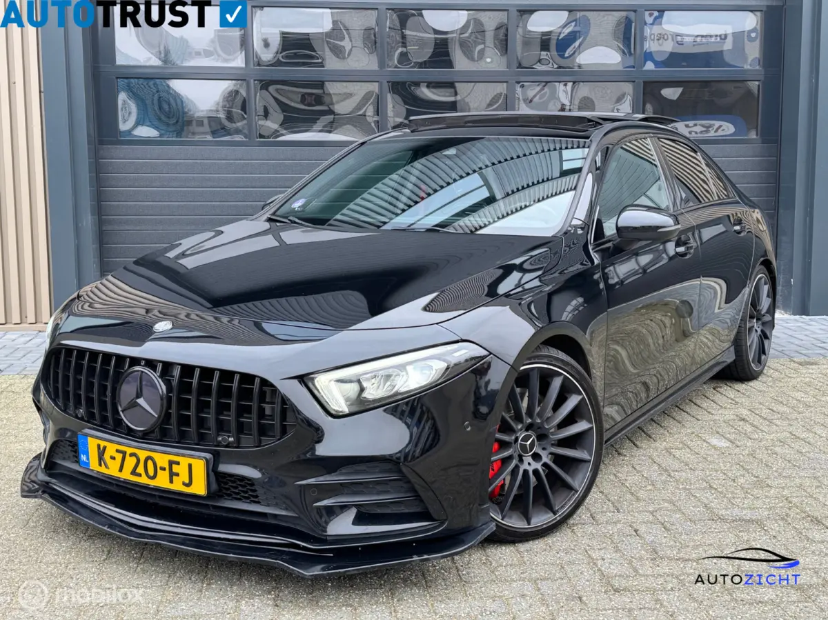 AMG 35 4MATIC Premium Plus | Kuip | Pano