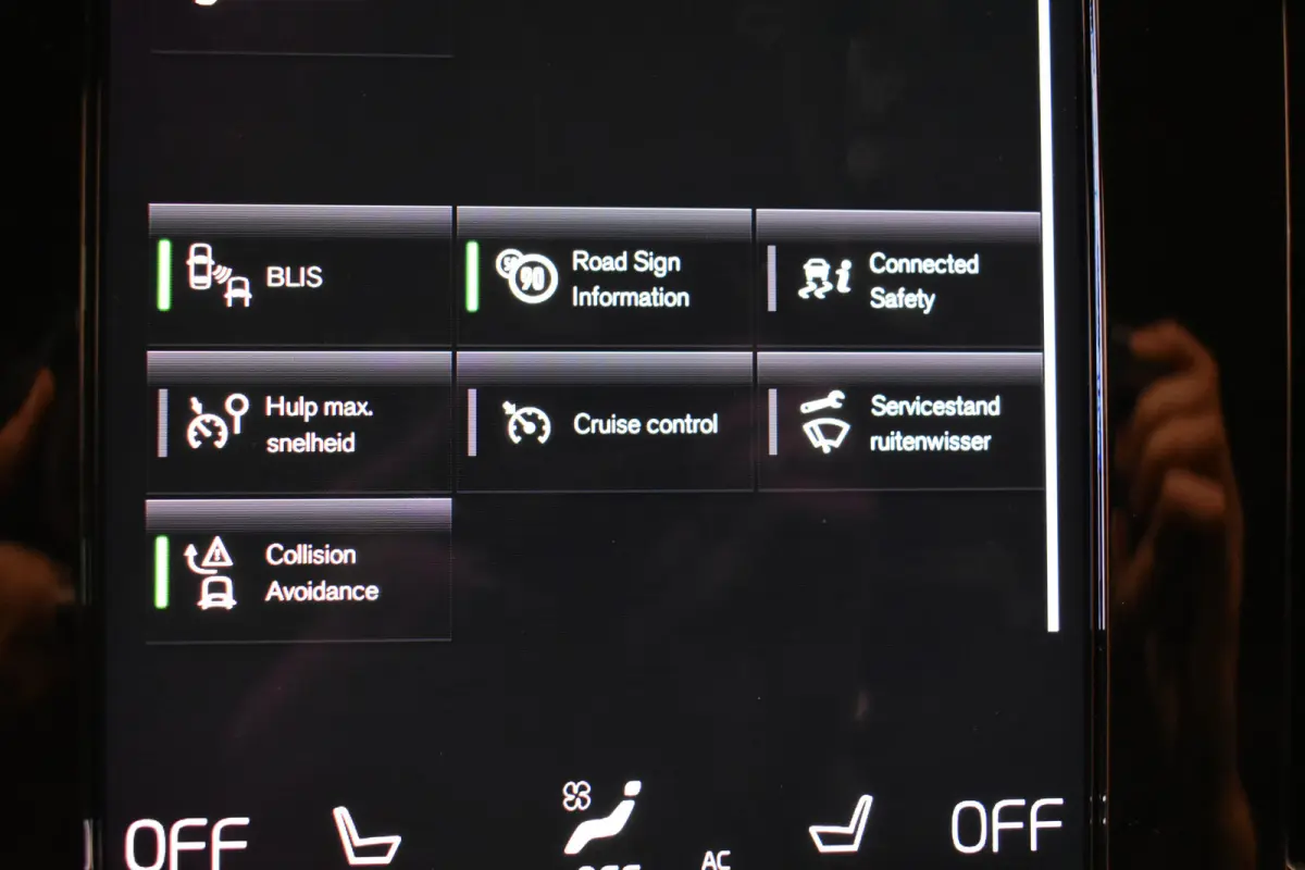 1.5 T4 PHEV Core Bright NW Mod Camera el Trekh+aKlep Dhoek Detec Stoel Verwarming