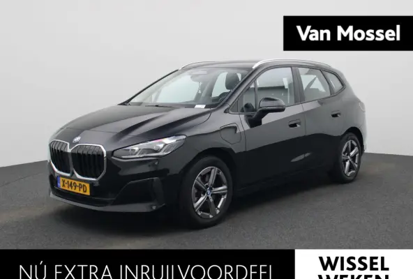 230e xDrive | AUTOMAAT | TREKHAAK | HEAD-UP DISPLAY | 360 CAMERA | NAVIGATIE | MEMORY STOELEN | STOELVERWARMING |
