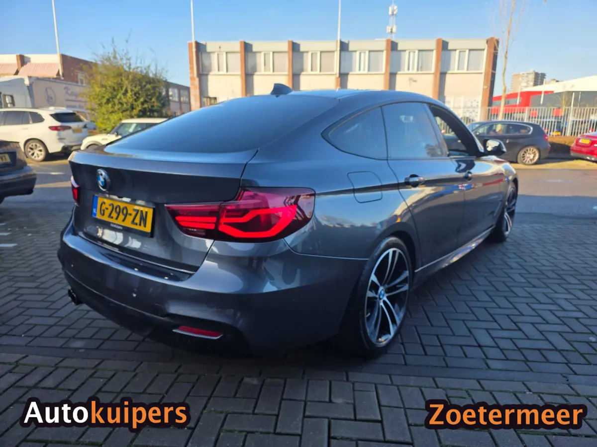 GT - 320i M-Sport High Executive Edition | Leder| Panoramadak | Camera