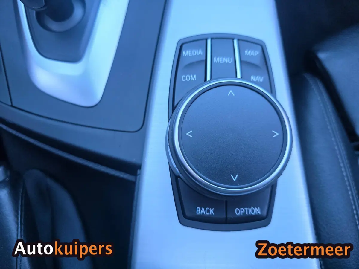GT - 320i M-Sport High Executive Edition | Leder| Panoramadak | Camera