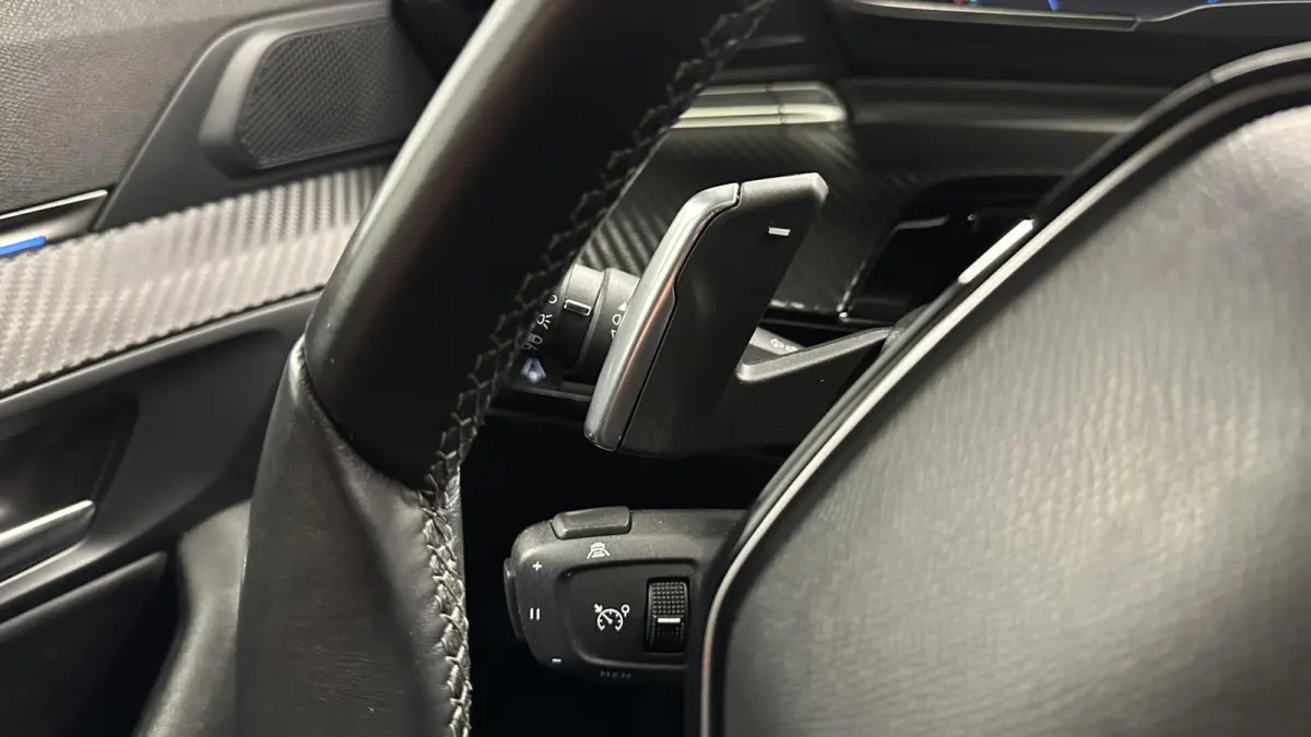 1.2 PureTech Allure Pack Business CAMERA ECC ADAP CRUISE CARPLAY.