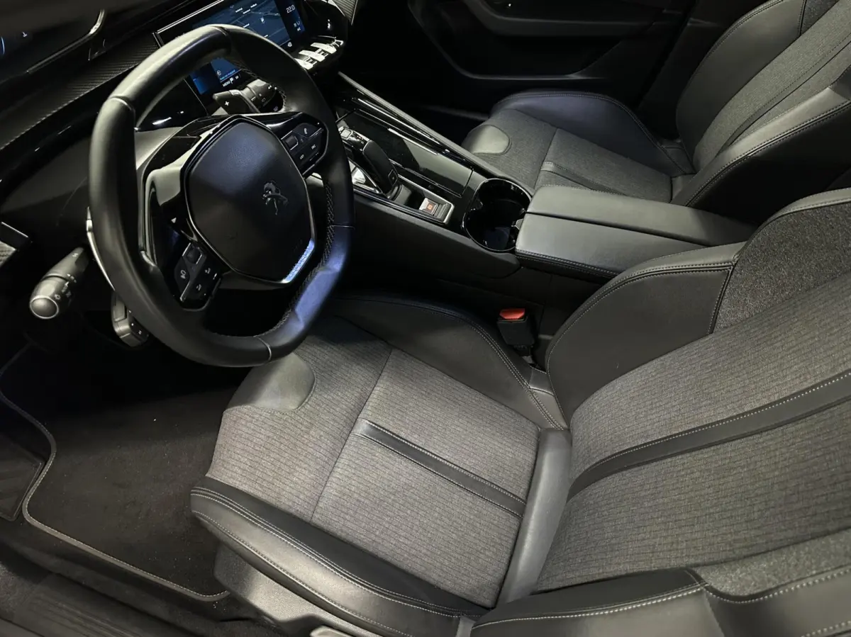 1.2 PureTech Allure Pack Business CAMERA ECC ADAP CRUISE CARPLAY.