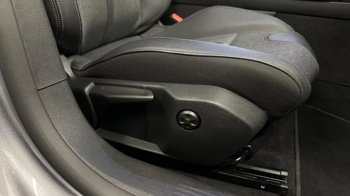 1.2 PureTech Allure Pack Business CAMERA ECC ADAP CRUISE CARPLAY.