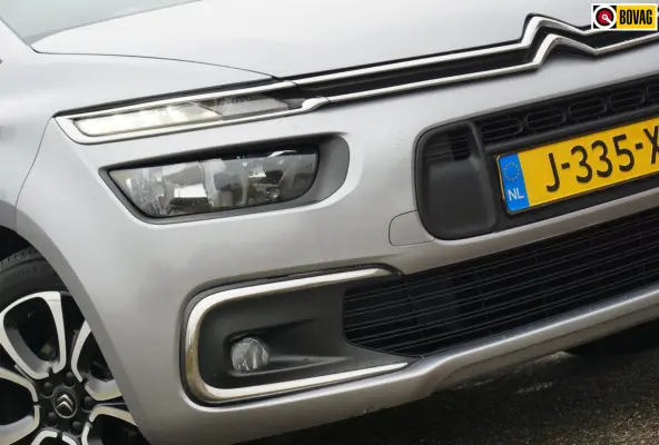 1.2 PureTech Business Automaat - Gris Artense - Camera/Clima/Carplay