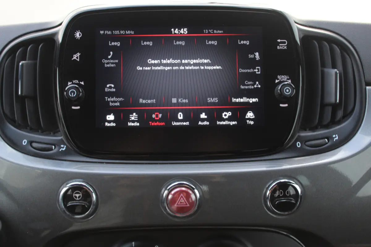 1.0 Hybrid l Cruise Control l Airco l Apple Carplay/ Android Auto l 15 Inch