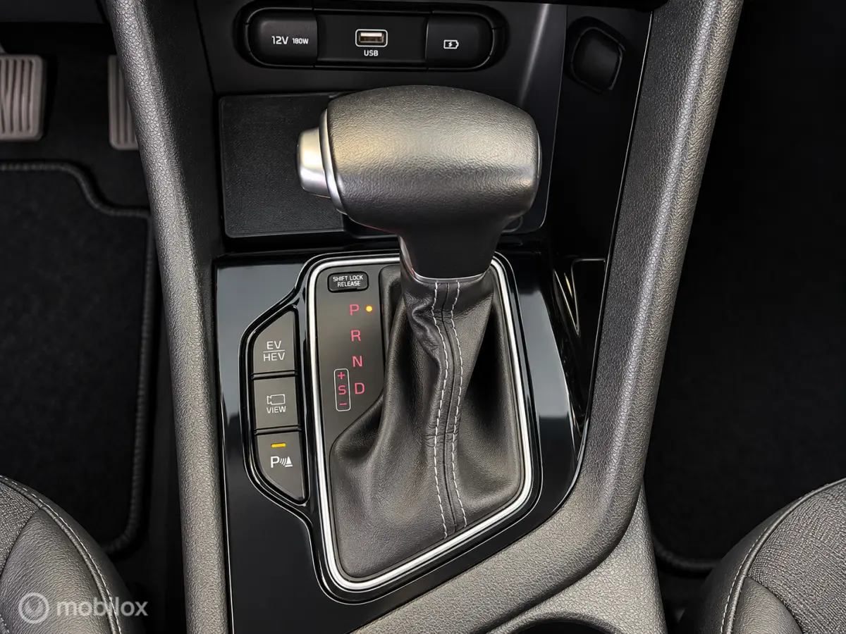 1.6 GDi Plug-in Hybrid DynamicLine
