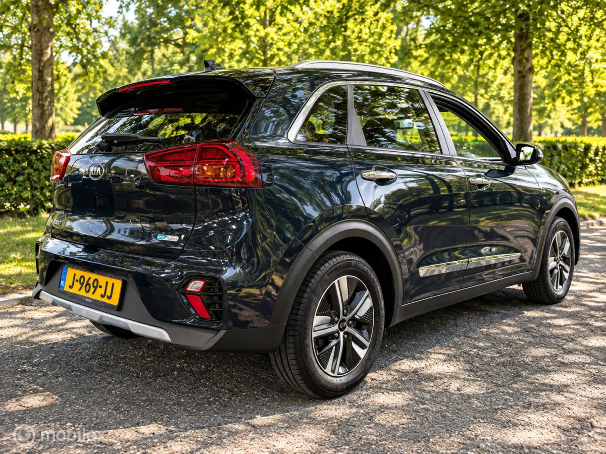 1.6 GDi Plug-in Hybrid DynamicLine
