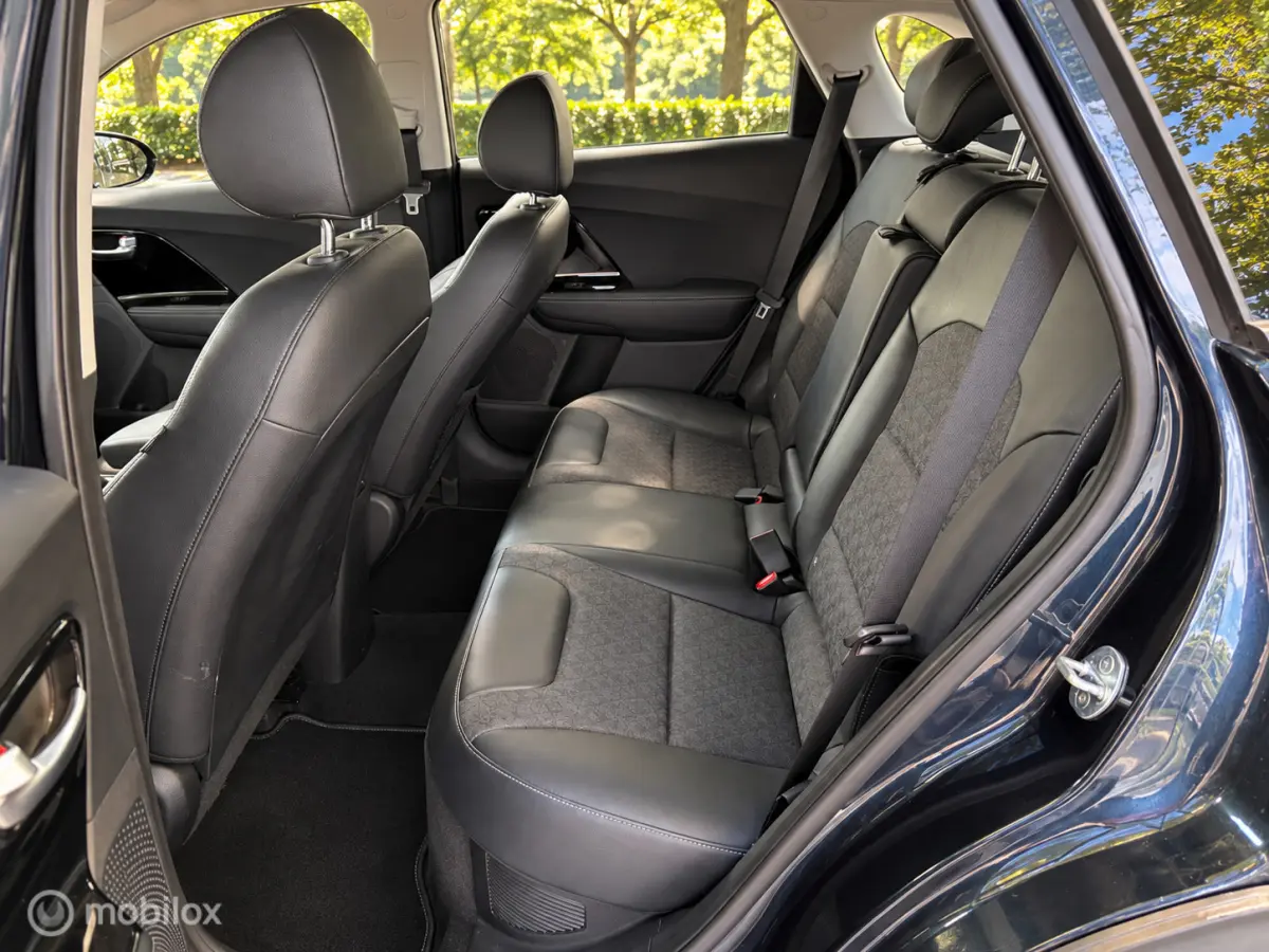1.6 GDi Plug-in Hybrid DynamicLine