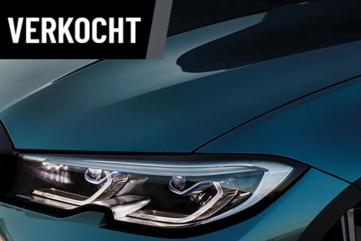 330i Sport Line /LASER-LED/PANODAK/HUD/MEMORY/STOEL+STUURVERW./KEYLESS/TREKHAAK!