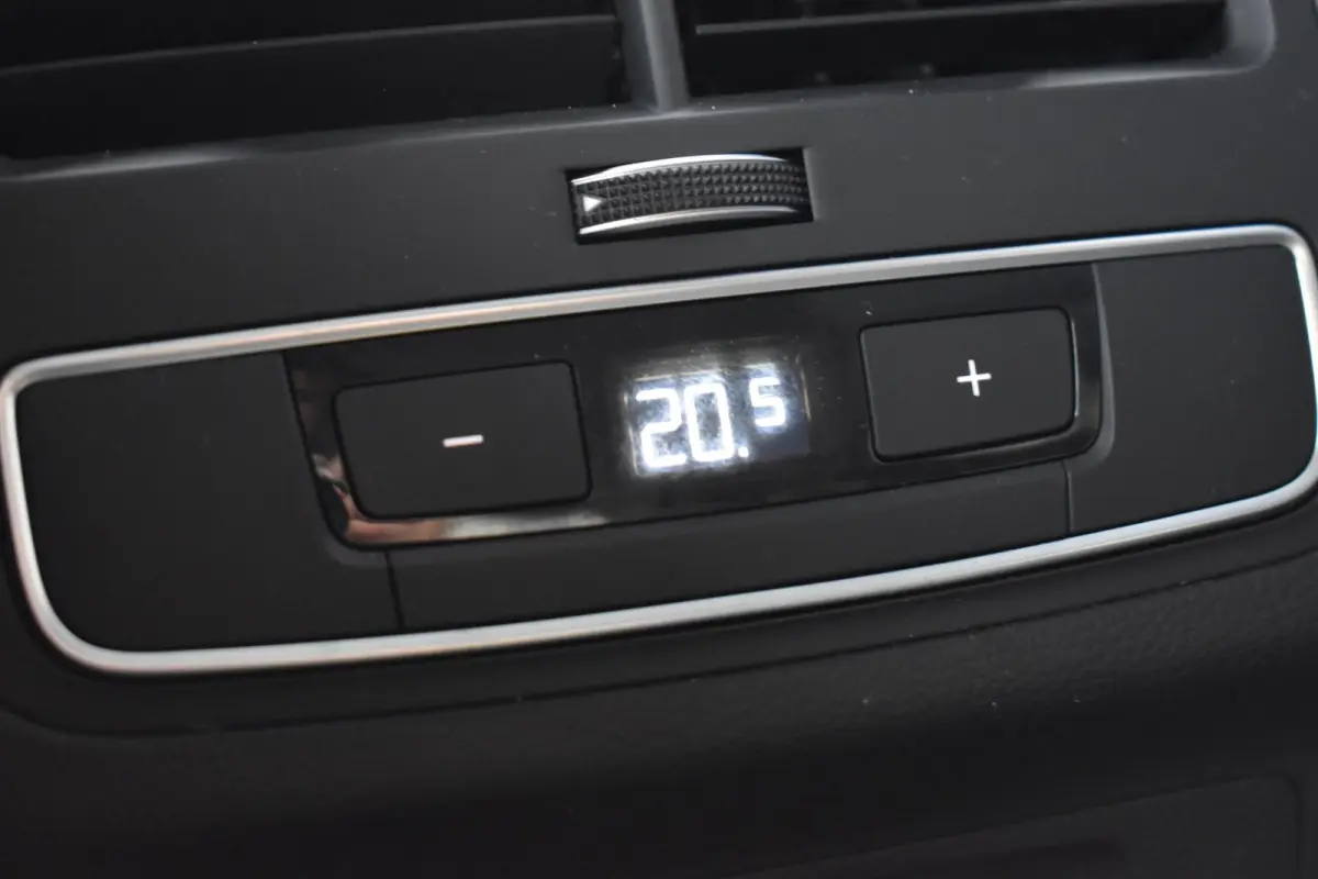 2.0 TFSI Sport Lease Edition