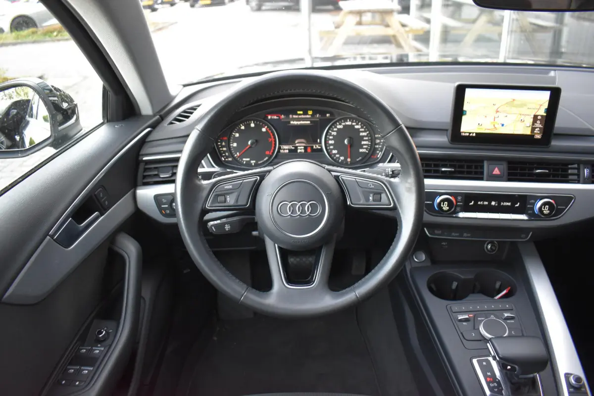 2.0 TFSI Sport Lease Edition