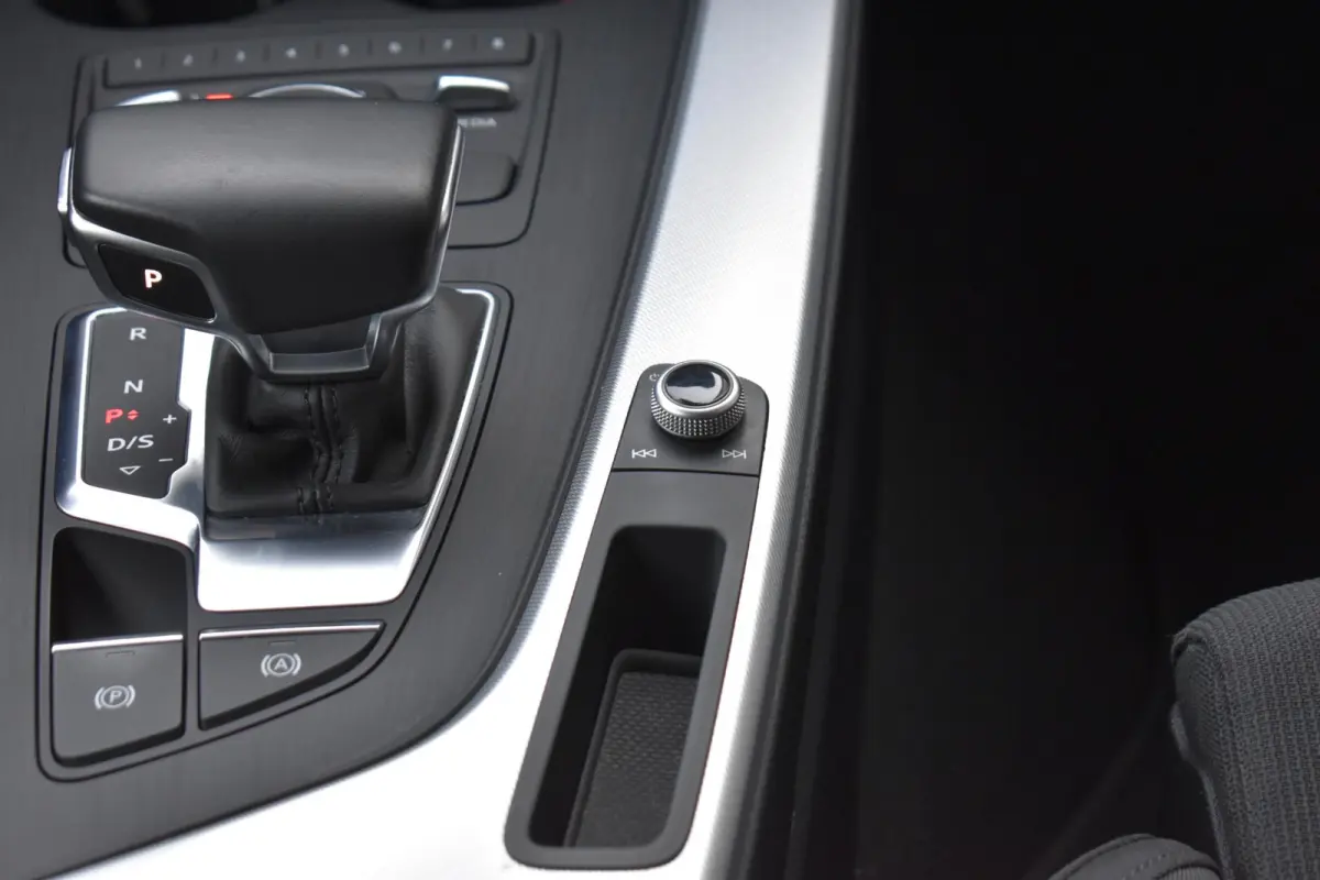 2.0 TFSI Sport Lease Edition