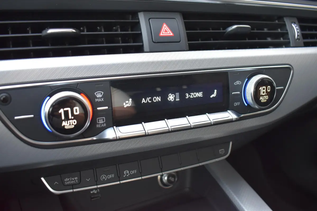 2.0 TFSI Sport Lease Edition