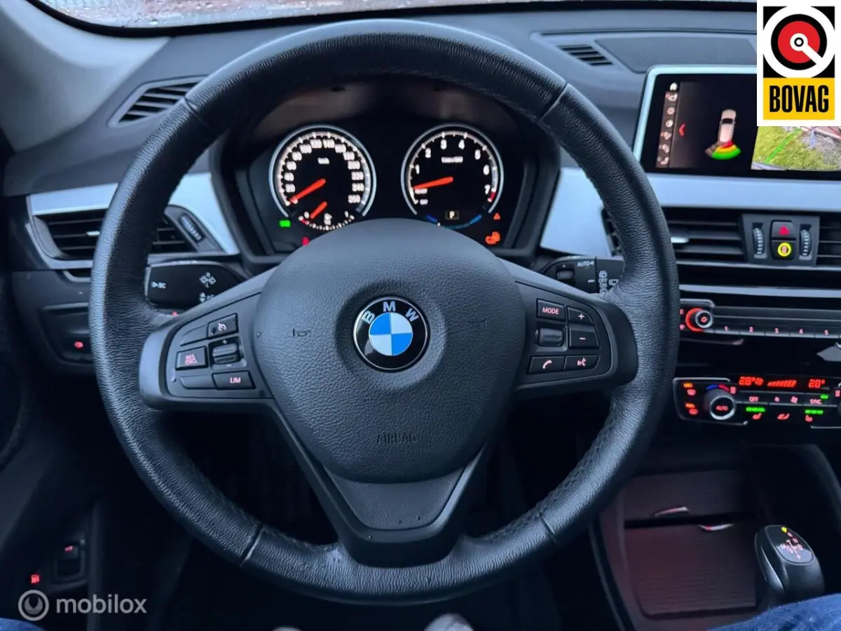 XDrive25e Business Edition Plus NAVI / TREKHAAK