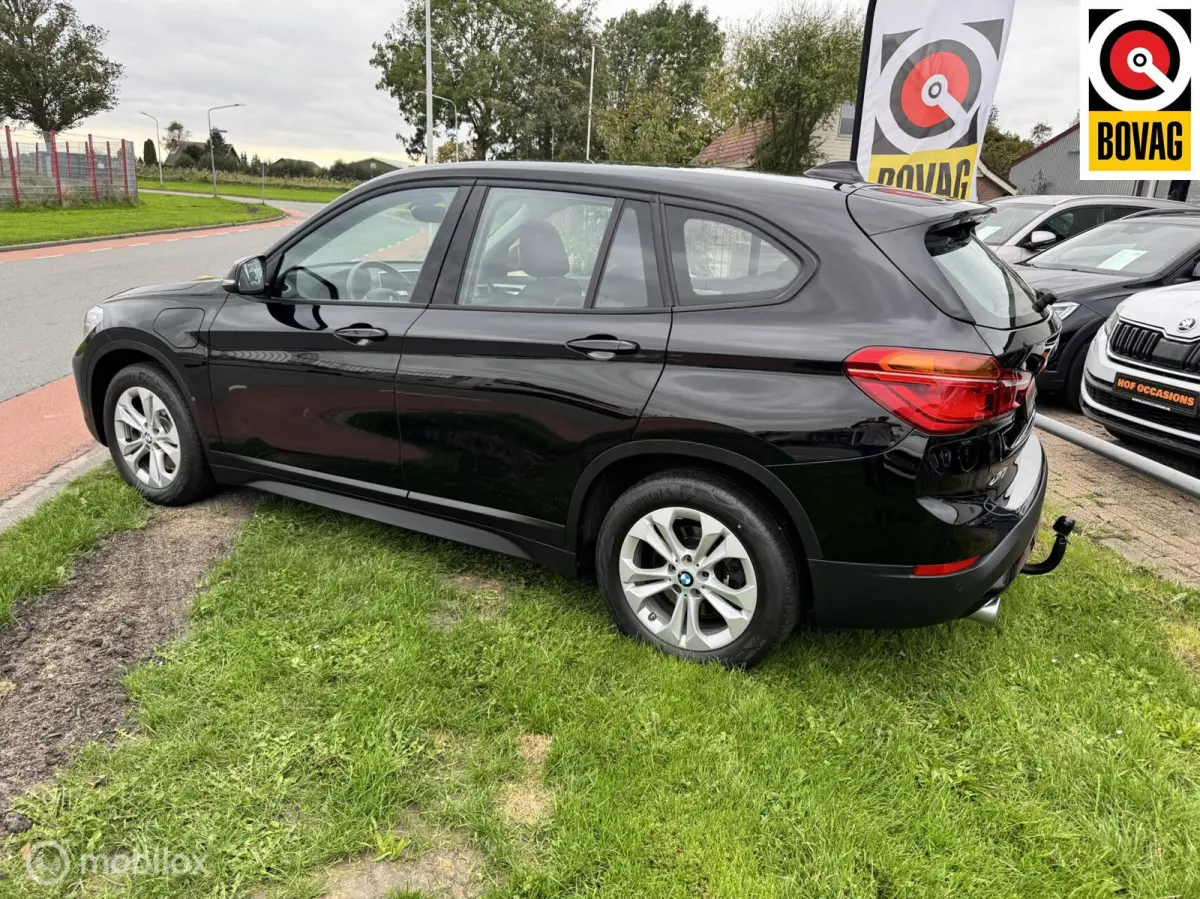 XDrive25e Business Edition Plus NAVI / TREKHAAK