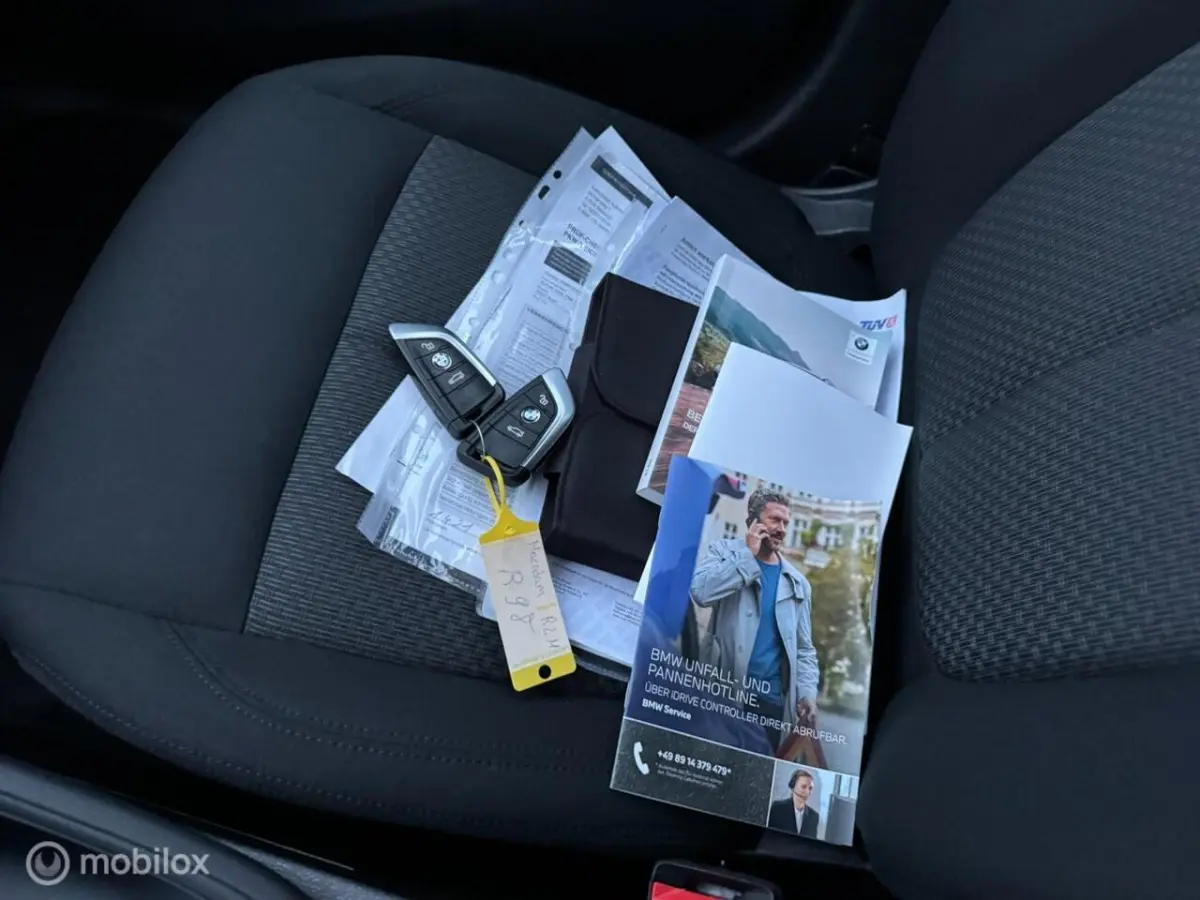XDrive25e Business Edition Plus NAVI / TREKHAAK