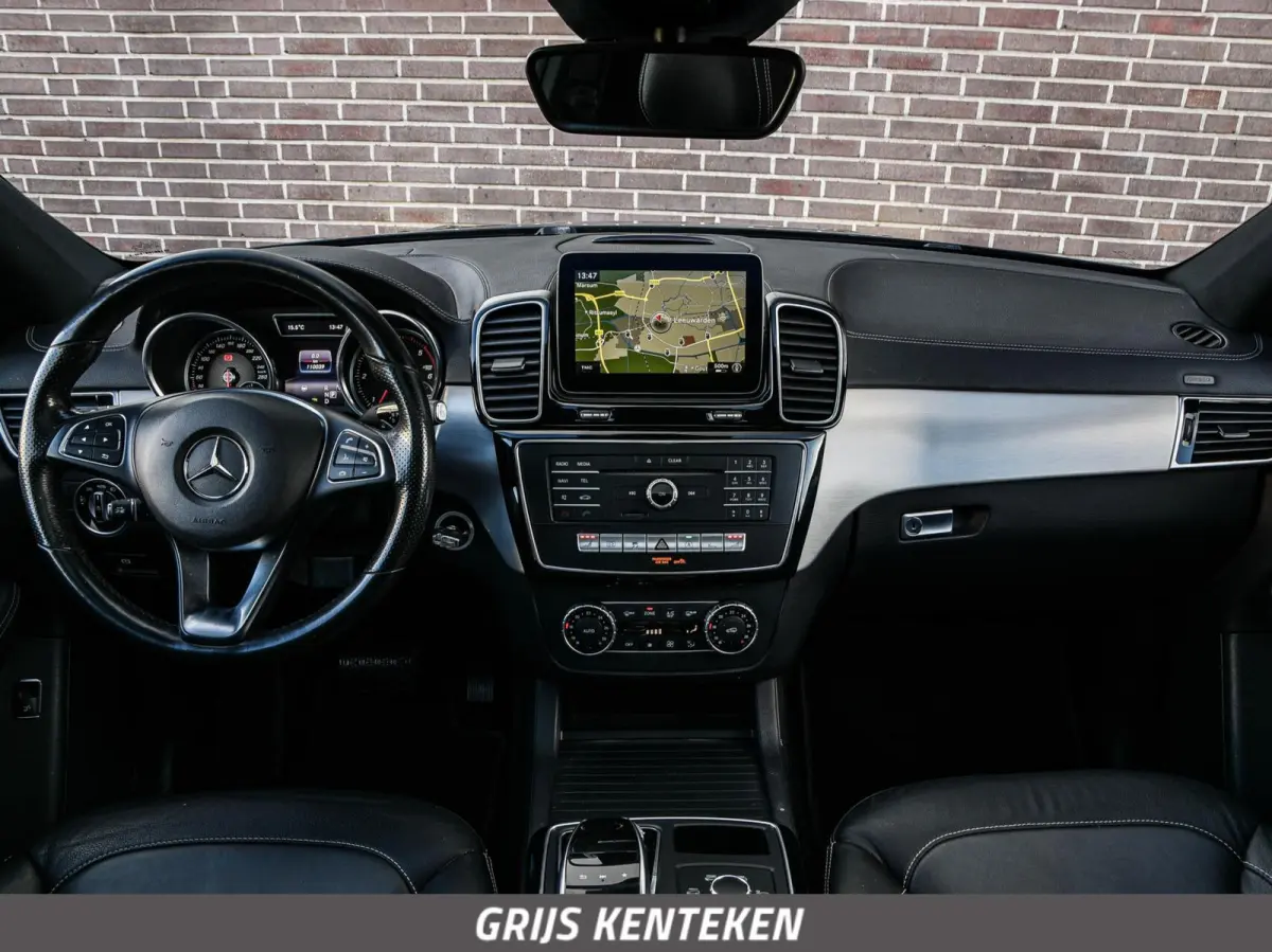350 d 4MATIC AMG Panoramadak Distronic Camera Night Edition Grijs Kenteken 350 d 4MATIC