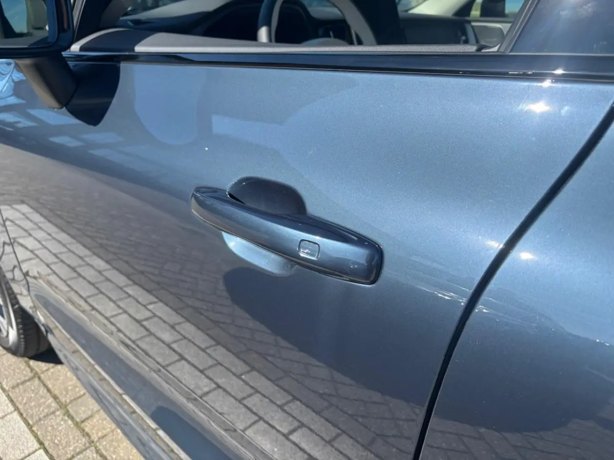 T6 Plug-in hybrid AWD Plus | Premium pack | Panoramadak | HUD | Geventileerd leer |