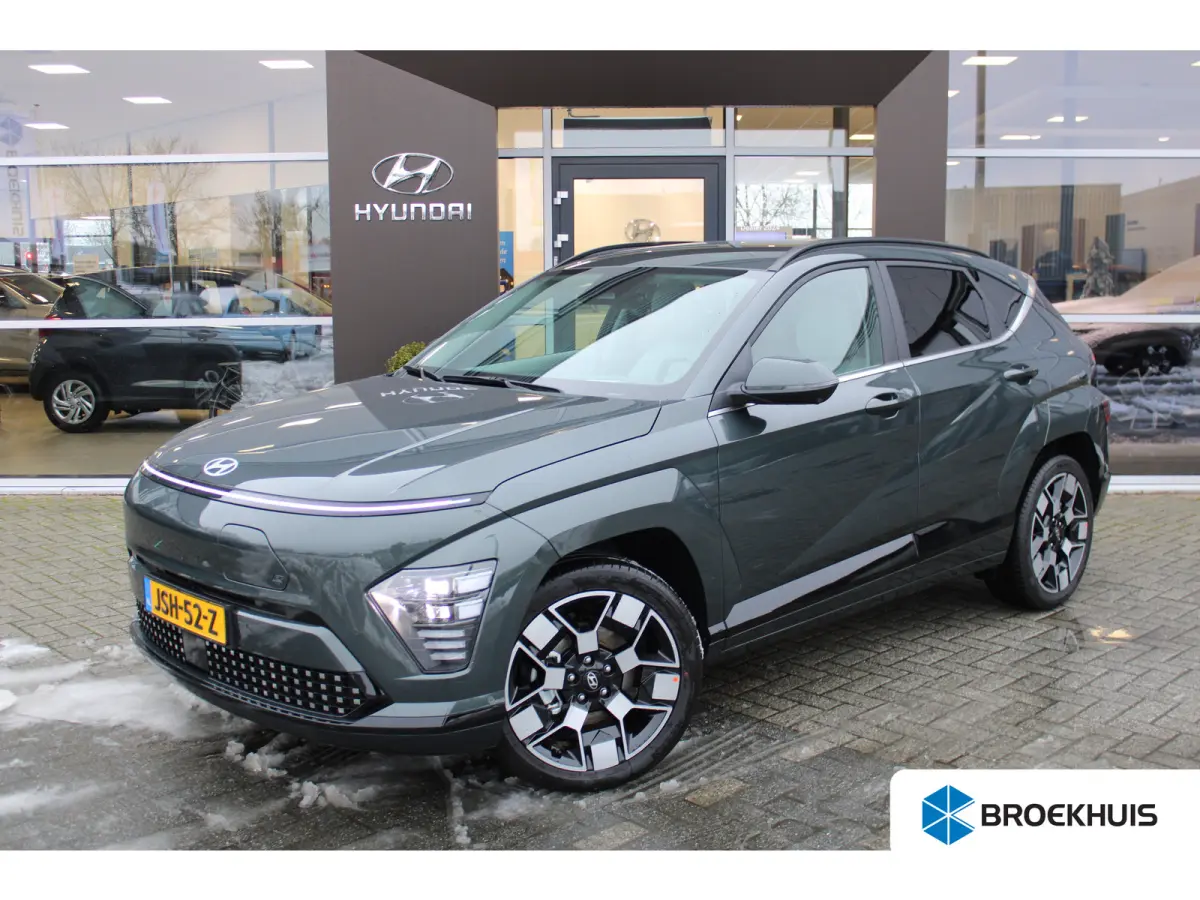 Premium 65.4 kWh | Wit leder | 360 camera | Elektrische bedienbare voorstoelen | | Achterruitverwarming | Achterstoelen verwarmd | Achteruitrijcamera